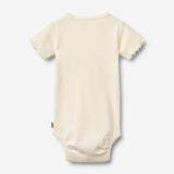 Wheat Main 2 Kortærmet body Maren Body 2475 rose flowers