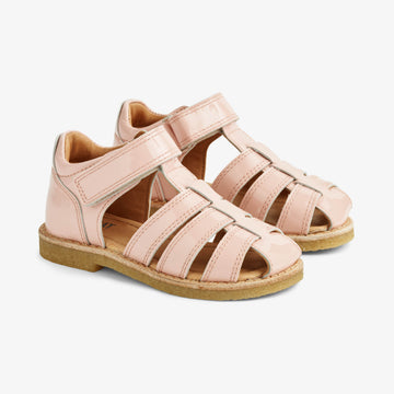 Wheat Footwear Bailey Lak Sandal Sandals 2400 powder