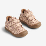 Wheat Footwear Prewalker Ivalo Prewalkers 2475 rose flowers