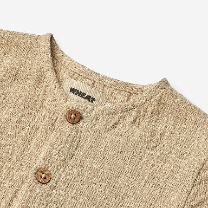 Wheat Main Buksedragt Alex Romper 9441 soft sand