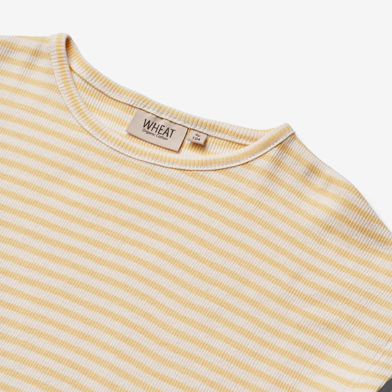 Wheat Main   Kortærmet T-Shirt Bette Jersey Tops and T-Shirts 5002 pale apricot stripe