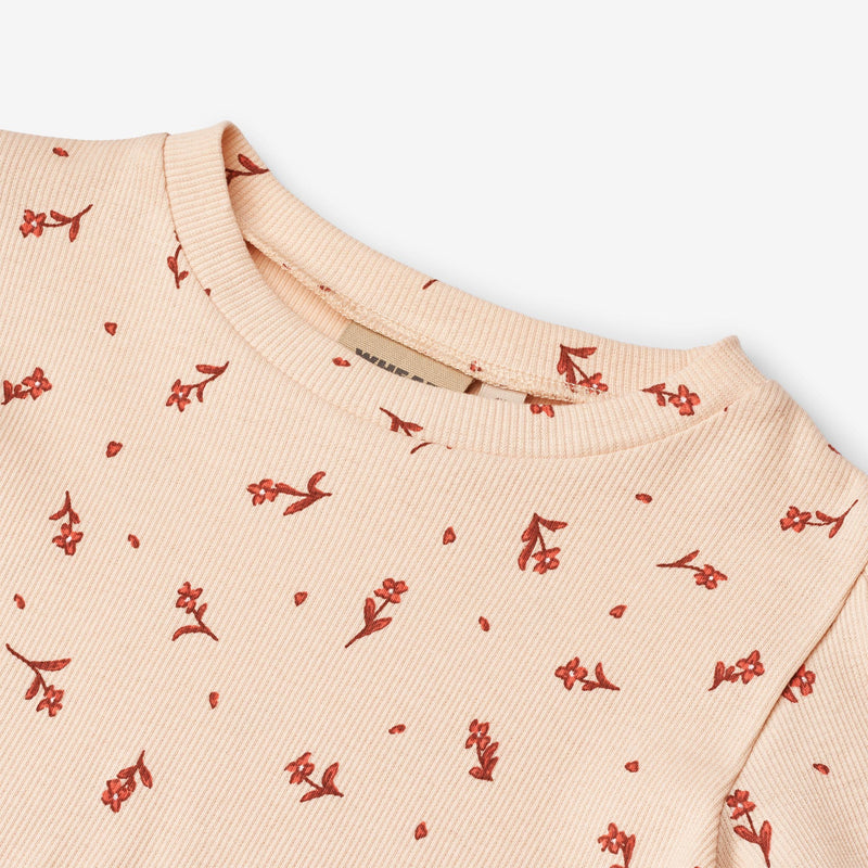 Wheat Main Kortærmet T-shirt Iris Jersey Tops and T-Shirts 9439 rose water flowers