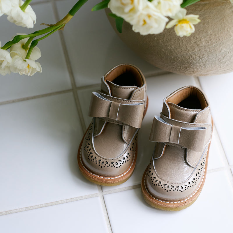 Wheat Footwear Laksko Bowy Prewalkers 9011 beige