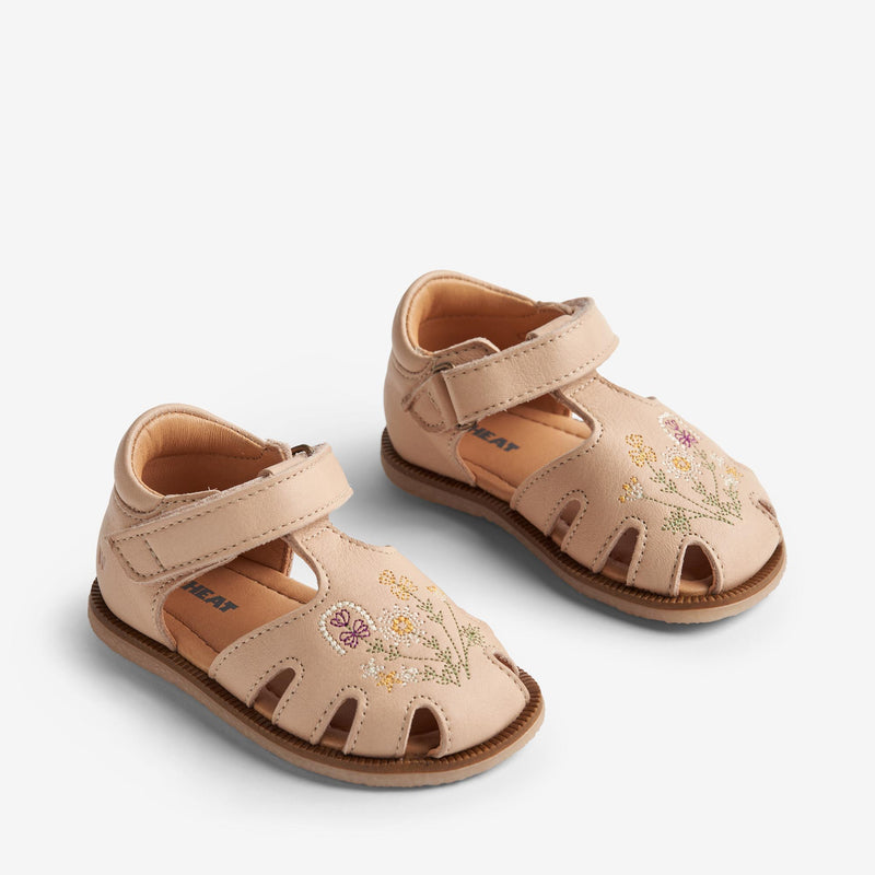 Wheat Footwear   Lowe Sandal Prewalker Sandals 9009 beige rose