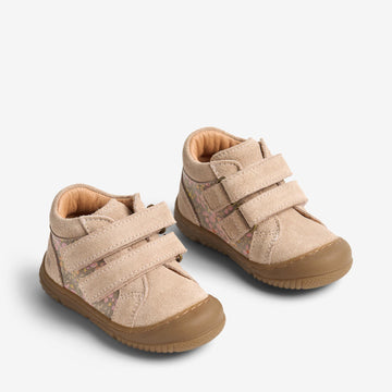 Wheat Footwear Prewalker Ivalo Boot 9422 coral flowers