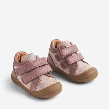 Wheat Footwear Prewalker Ivalo Boot 9797 lavender flowers