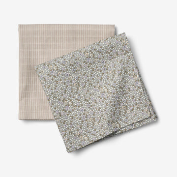 Wheat Main Sæt af 2 Muslin Stofbleer Kaya Accessories 9765 slightly blue flowers