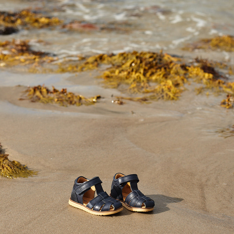 Wheat Footwear Sandal Sky Prewalker Sandals 1433 navy stripe