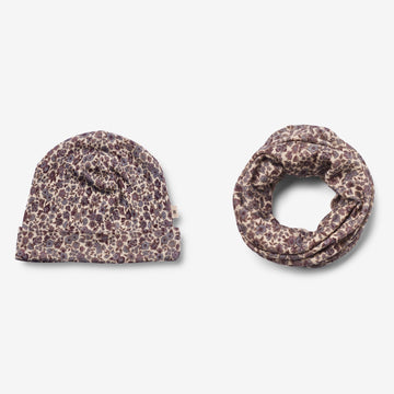 Wheat Wool  Sæt af 1 Uld Hue og 1 Halsedisse Arta Acc 1493 purple flowers
