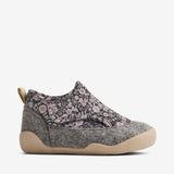 Wheat Footwear indendørssko Mulle Indoor Shoes 9527 black sea flowers
