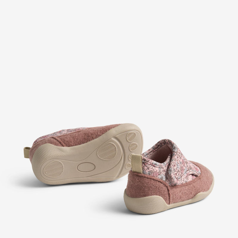 Wheat Footwear indendørssko Mulle Indoor Shoes 9540 soft lavender flowers